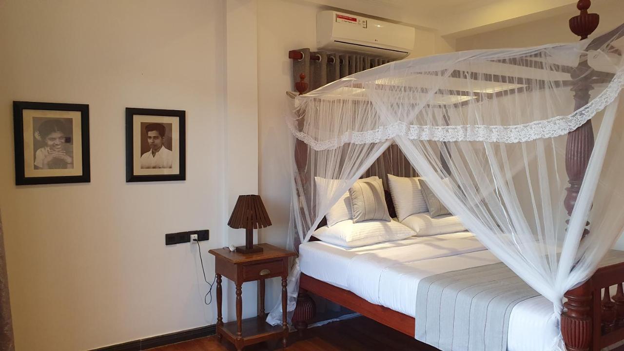 Hotel Margaret House à Mirissa Extérieur photo