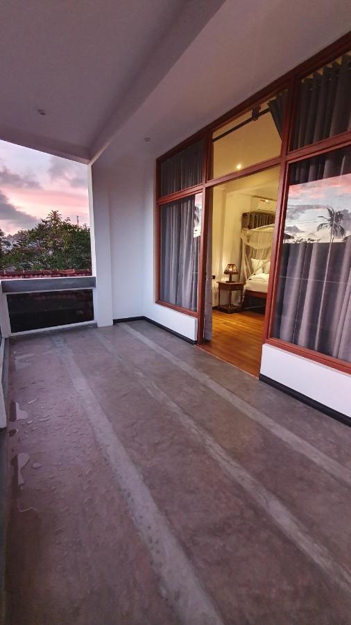 Hotel Margaret House à Mirissa Extérieur photo